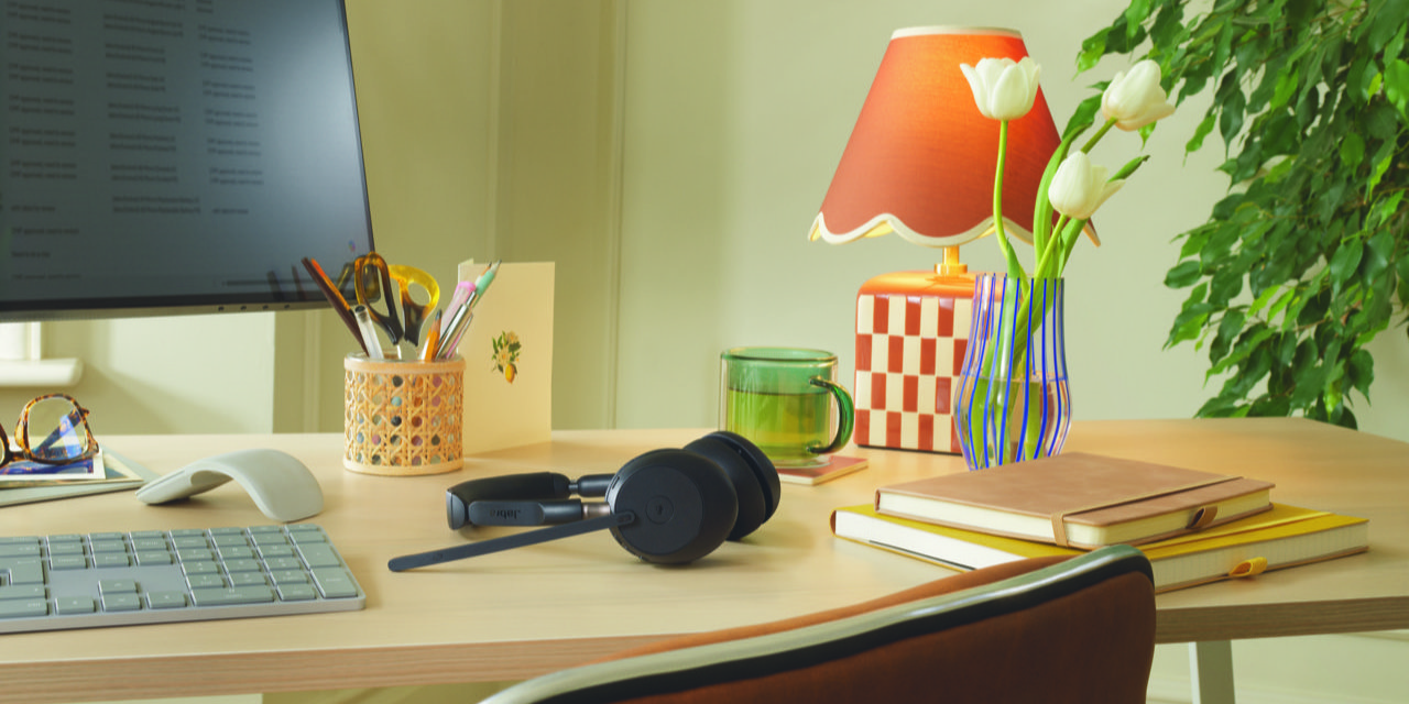 Jabra-Evolve3-65a